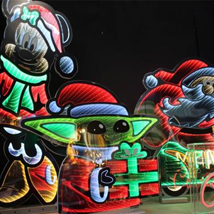 Strahlende Weihnachten mit Disney-Charme Strahlende Weihnachten mit Disney-Charme